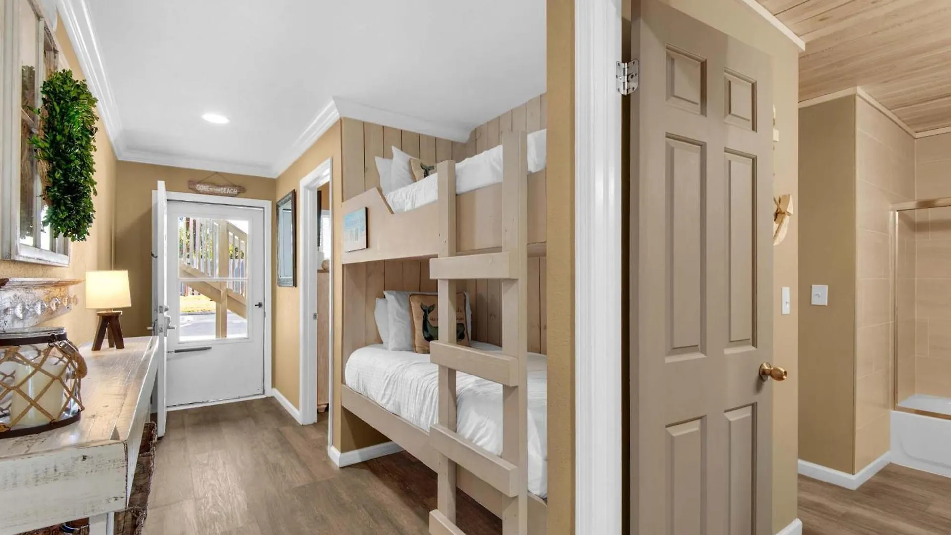 Holiday home Seacove 6a