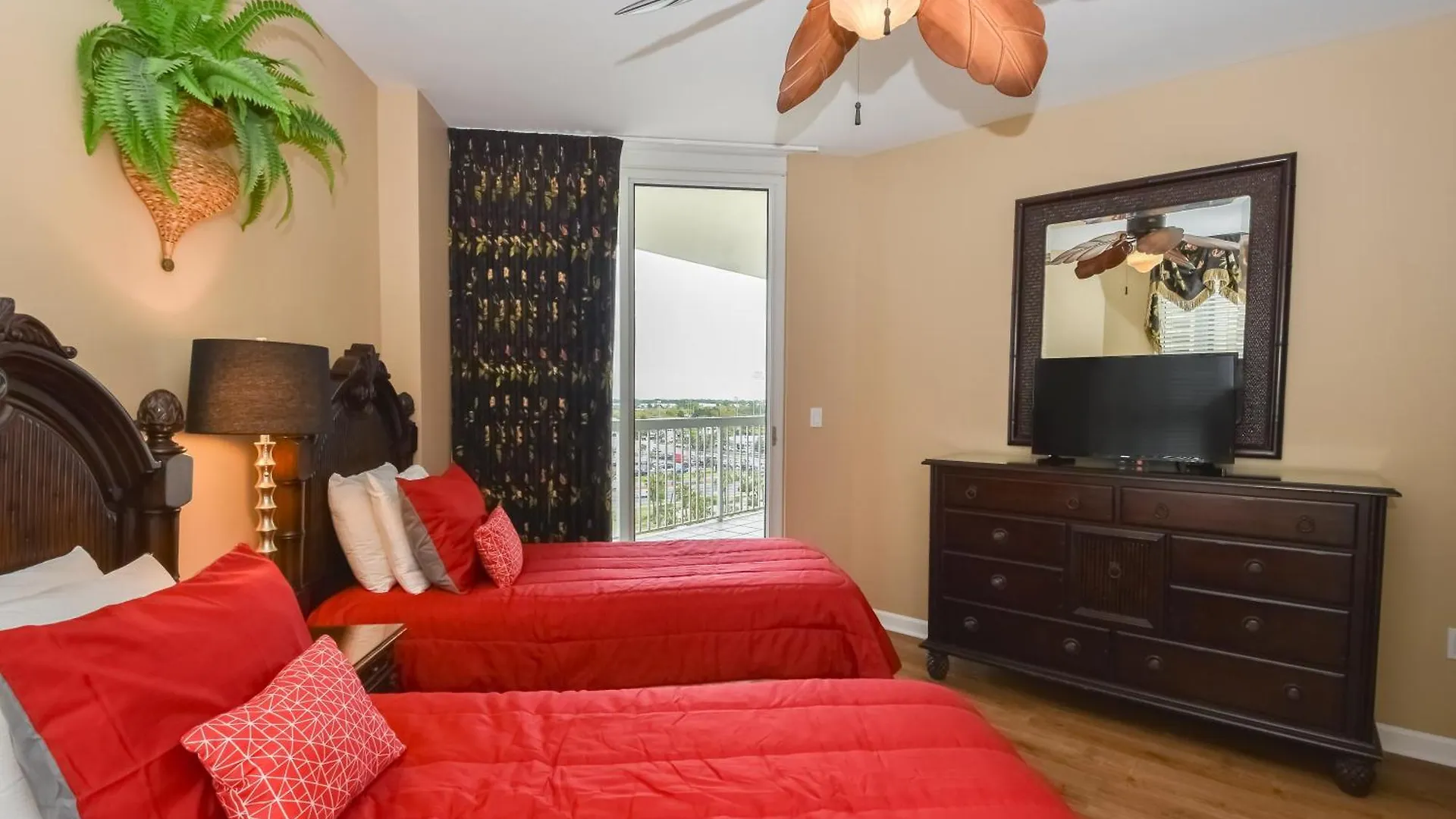 Silver Towers W806 Apartment