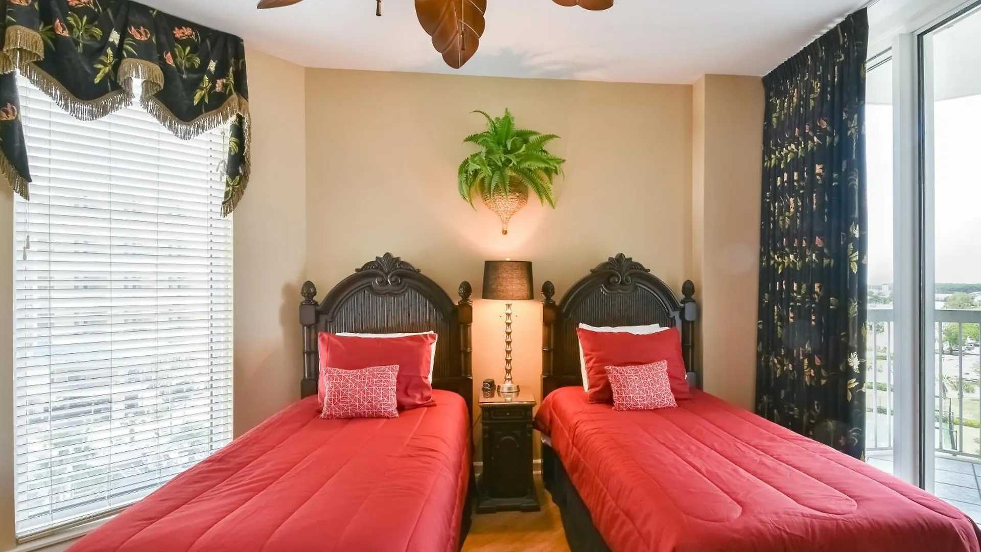 Silver Towers W806 Apartment *