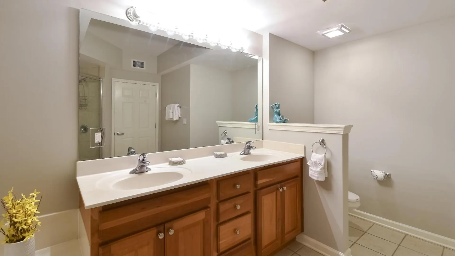 Silver Towers W302 * Destin