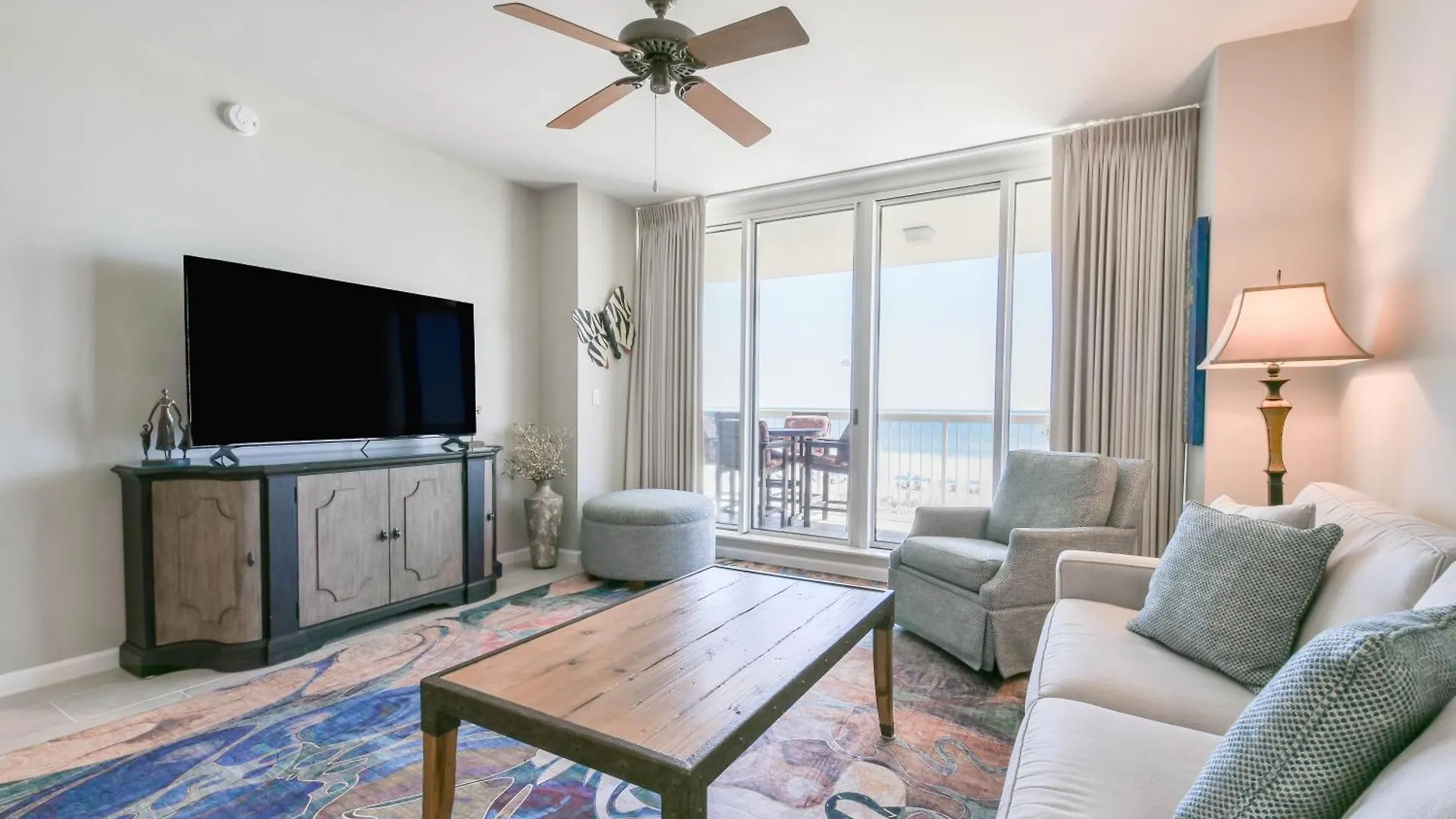 Apartment Silver Towers W305