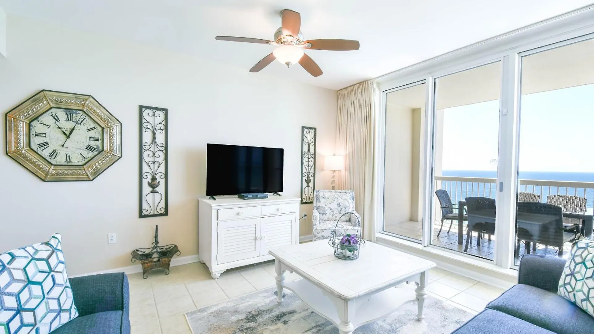 Silver Towers W1603 Apartment *