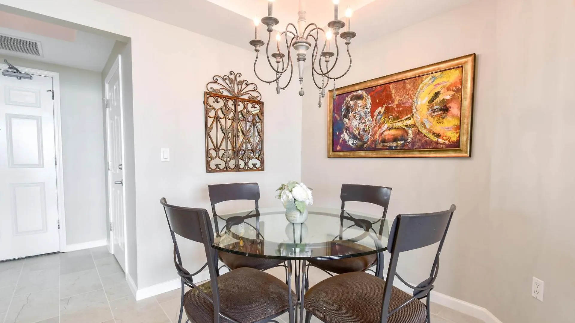 Silver Towers W305 Apartment *