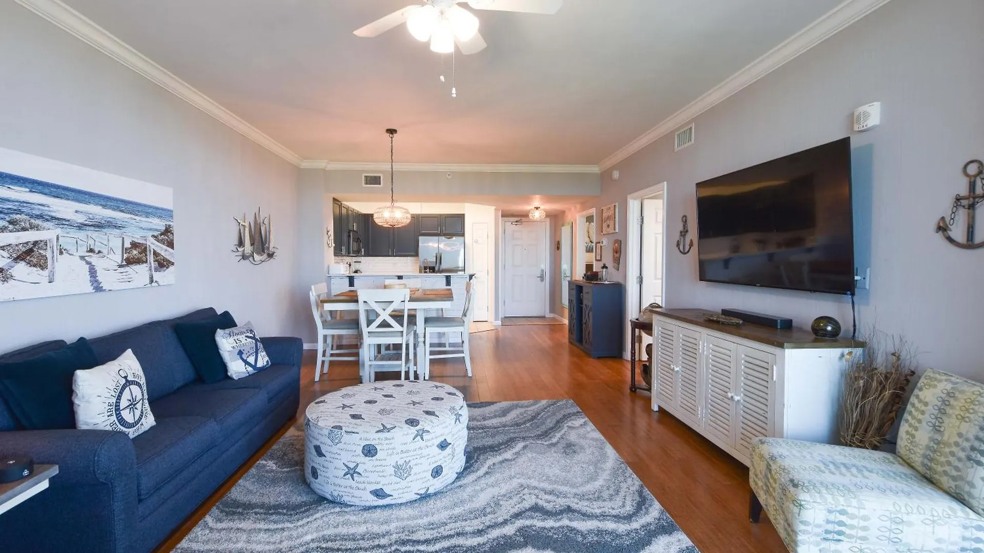 The Palms Of 2906 Junior Apartment