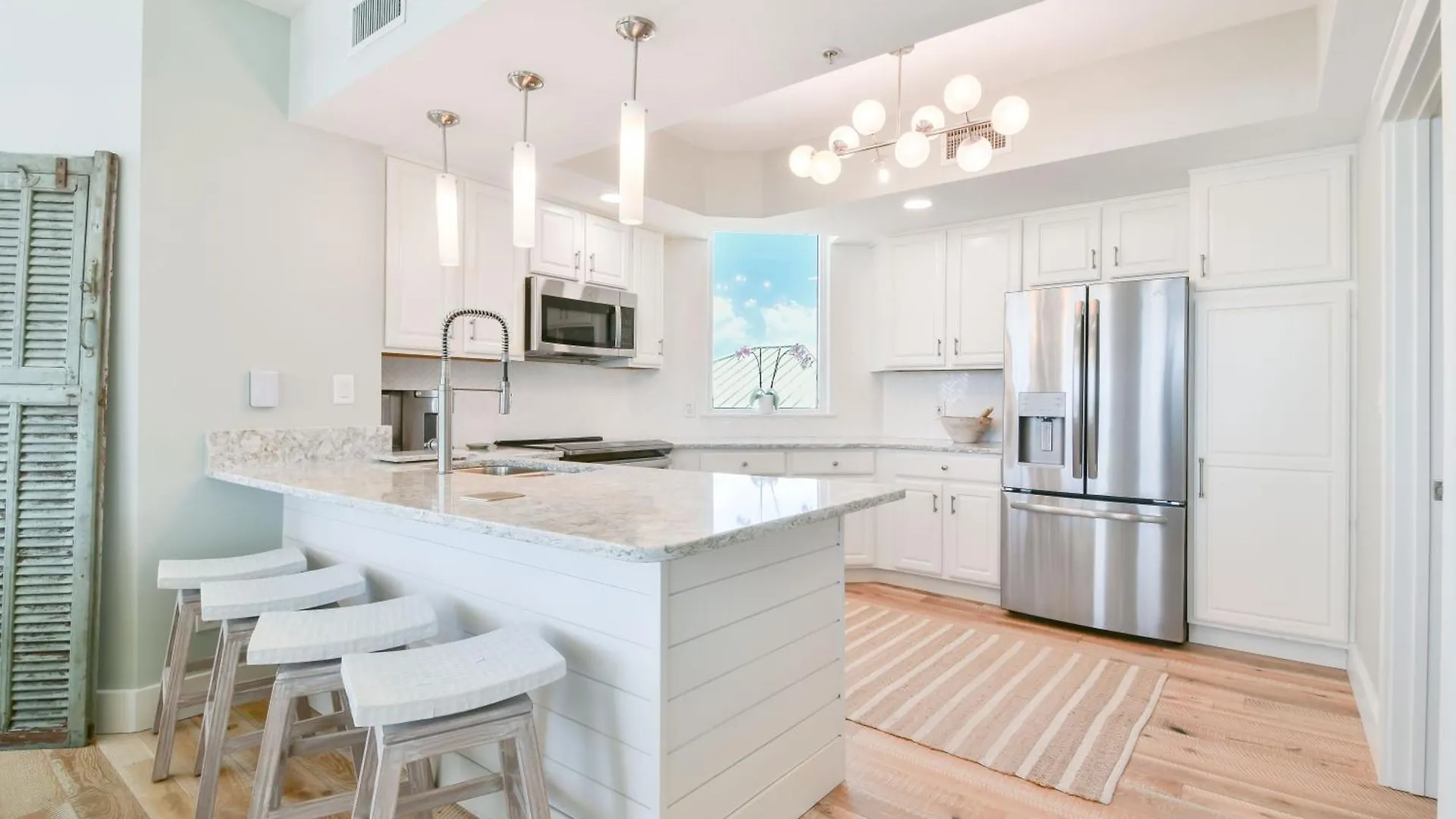 Apartment Silver Towers E306