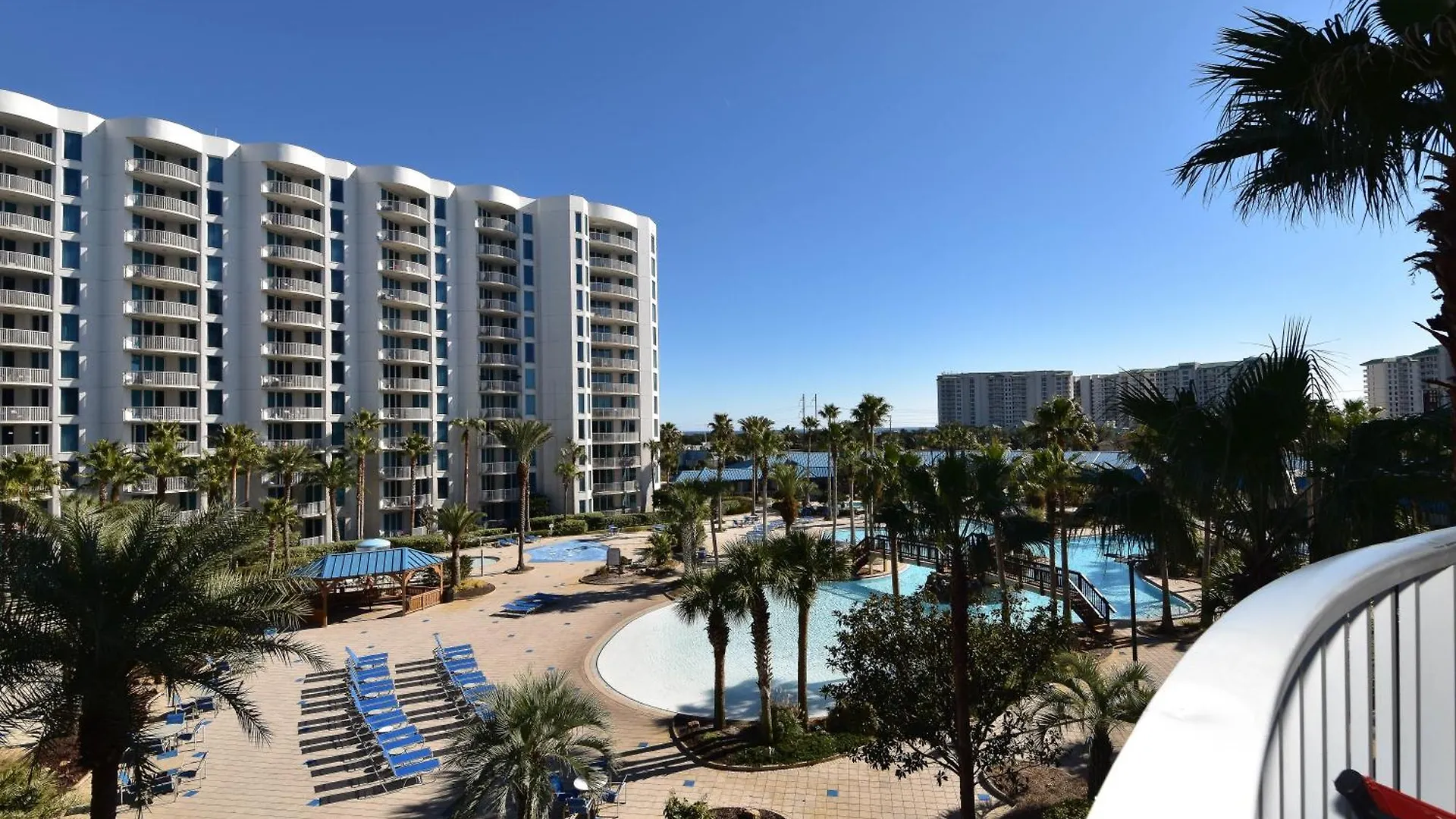 The Palms Of 2409 Junior Apartment