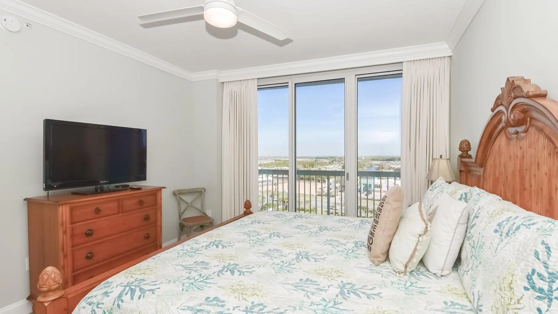 Silver Towers W1004 Apartment Destin