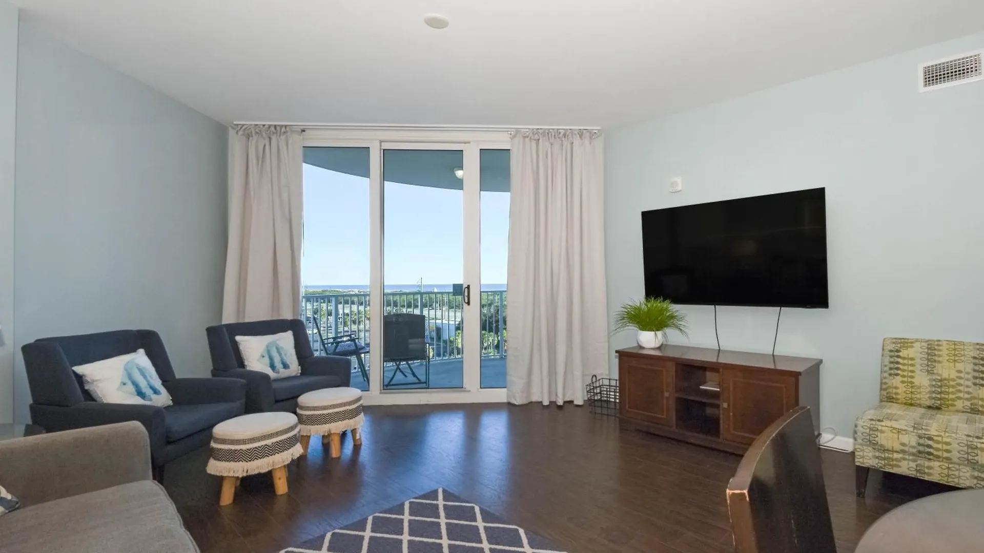 The Palms Of 1712 Junior Apartment *