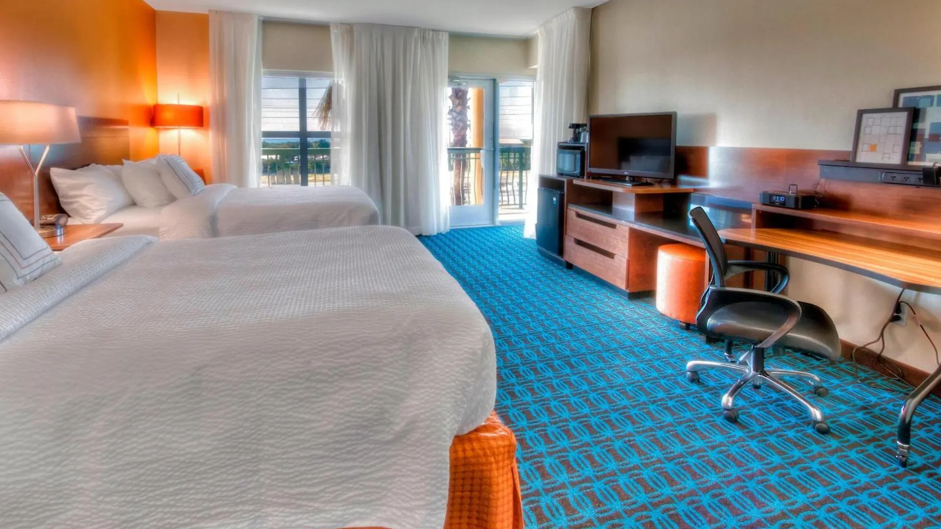Hotel Fairfield & By Marriott