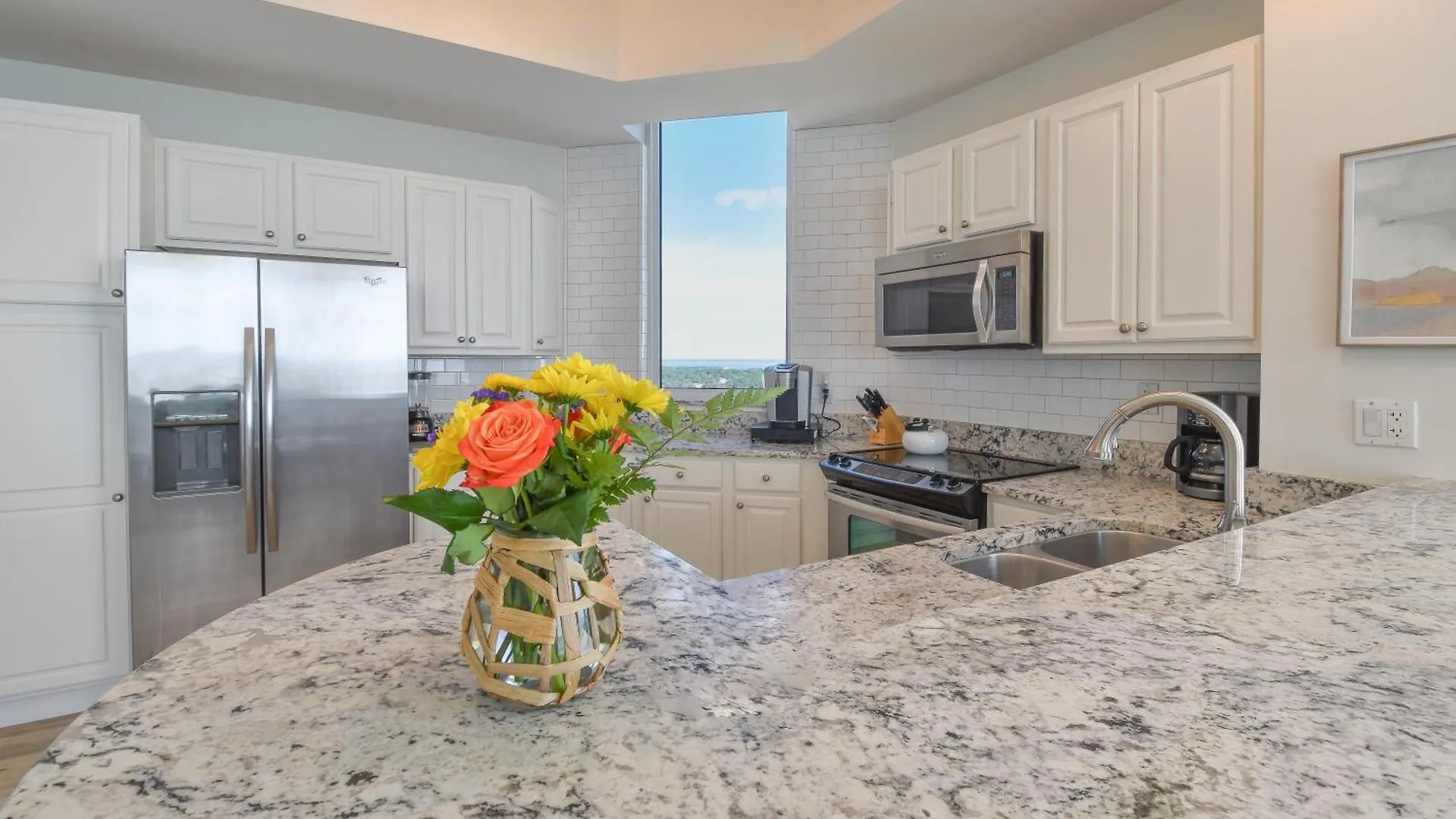 Silver Towers W1801 Apartment