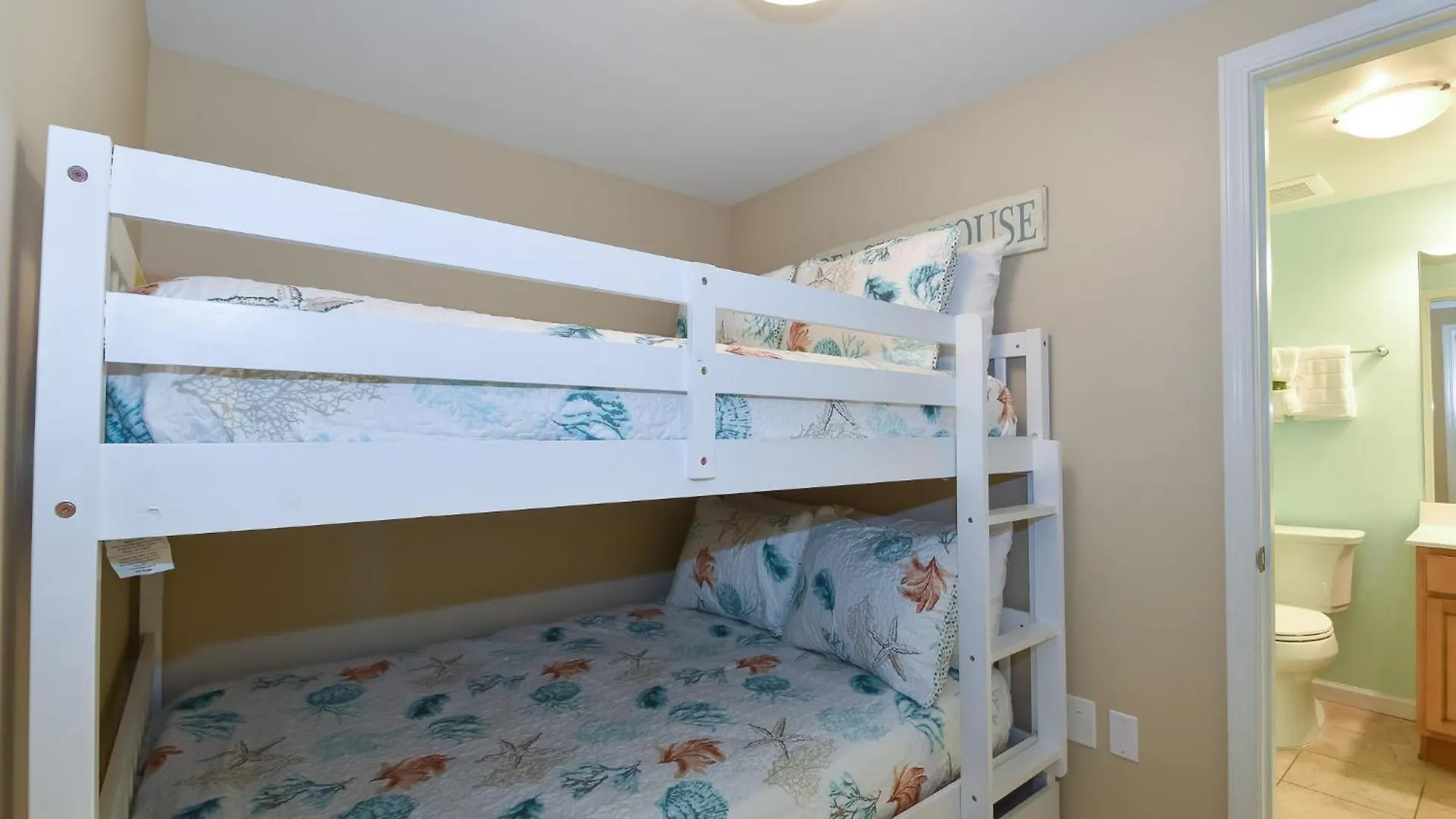 The Palms Of 1609 Junior Apartment Destin