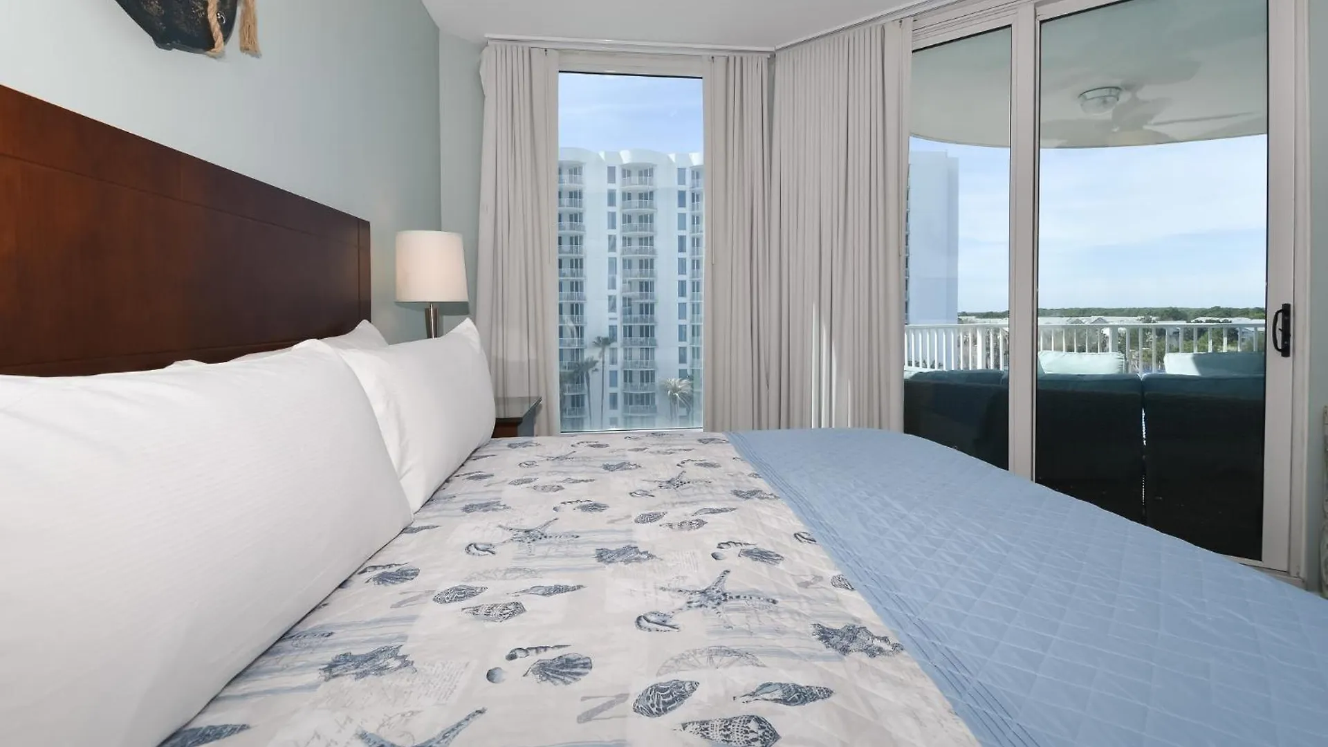 The Palms Of 1609 Junior Apartment