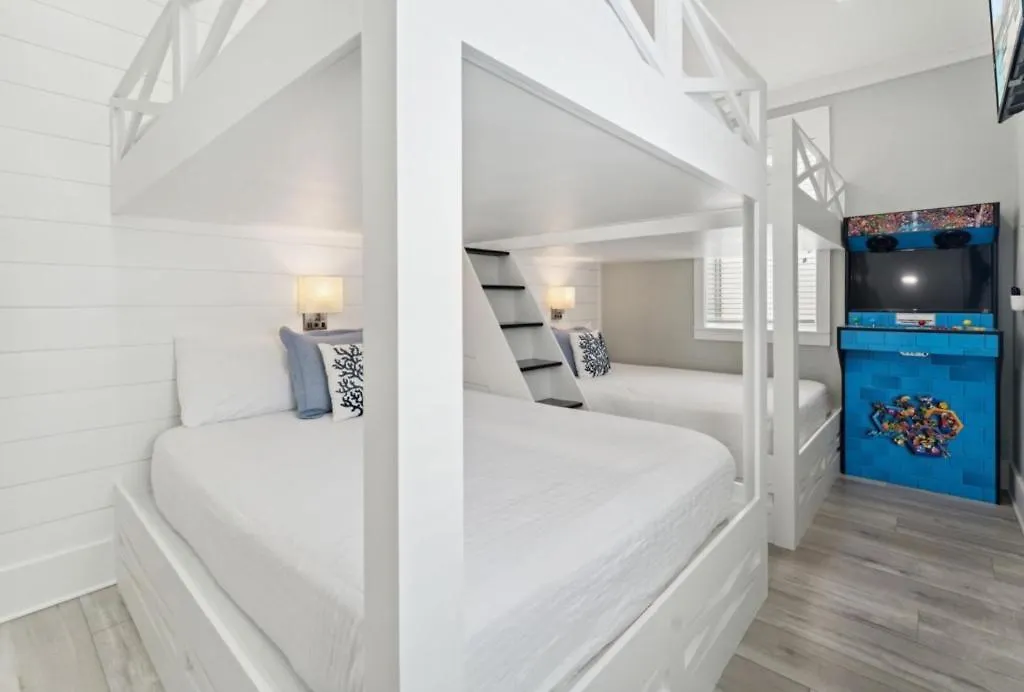 Holiday home Frangista Dunes With Heated Pool
