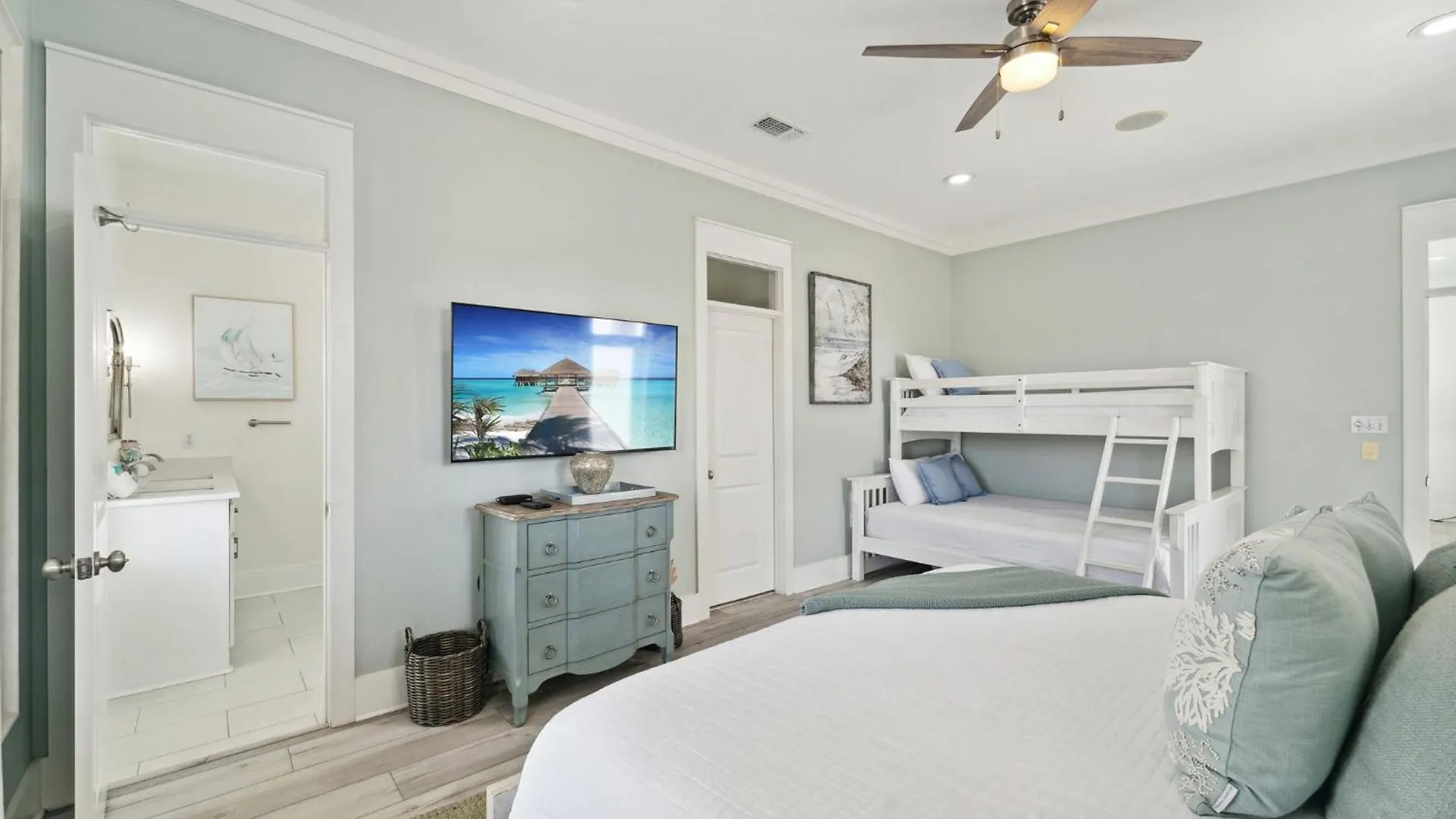 Holiday home Frangista Dunes With Heated Pool