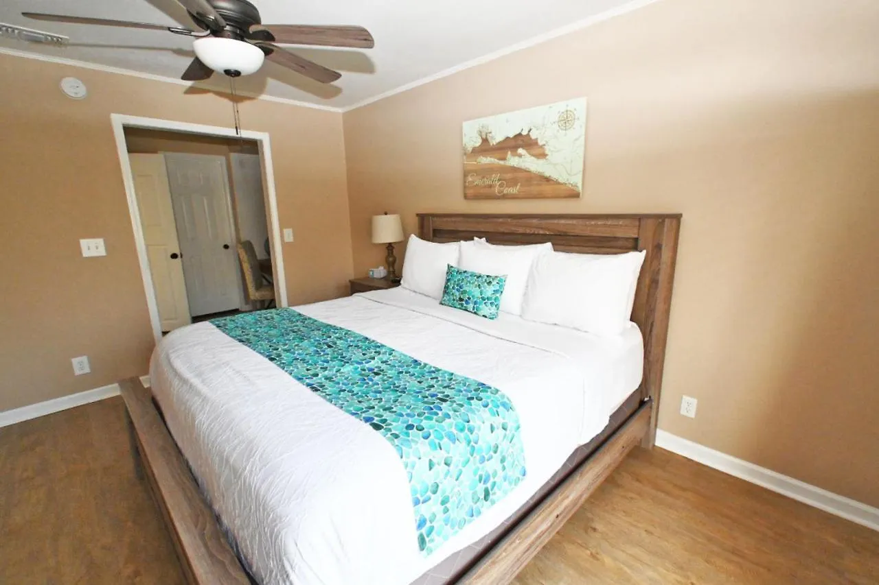 Sandpiper Cove Unit 2063 Private Access Holiday home *