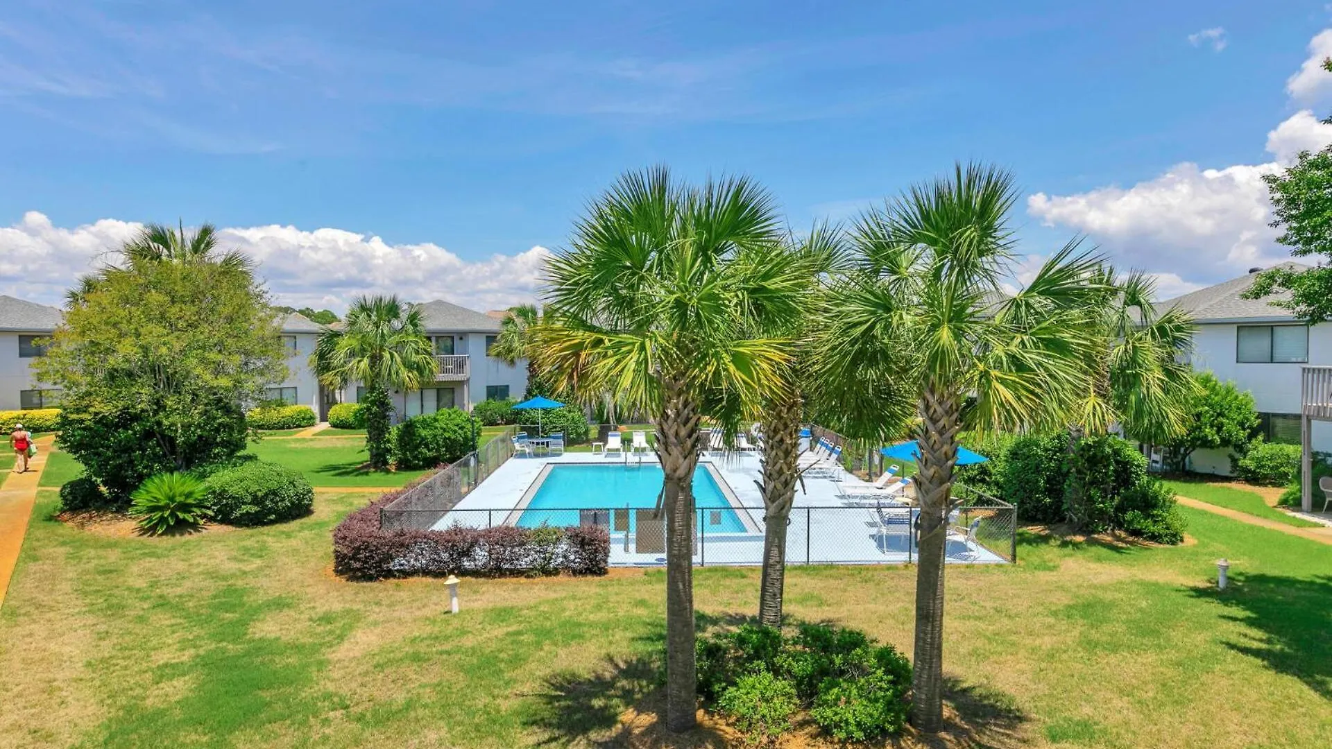 Holiday home Crystal Village Ii Unit 10b- Close To And Pool! *