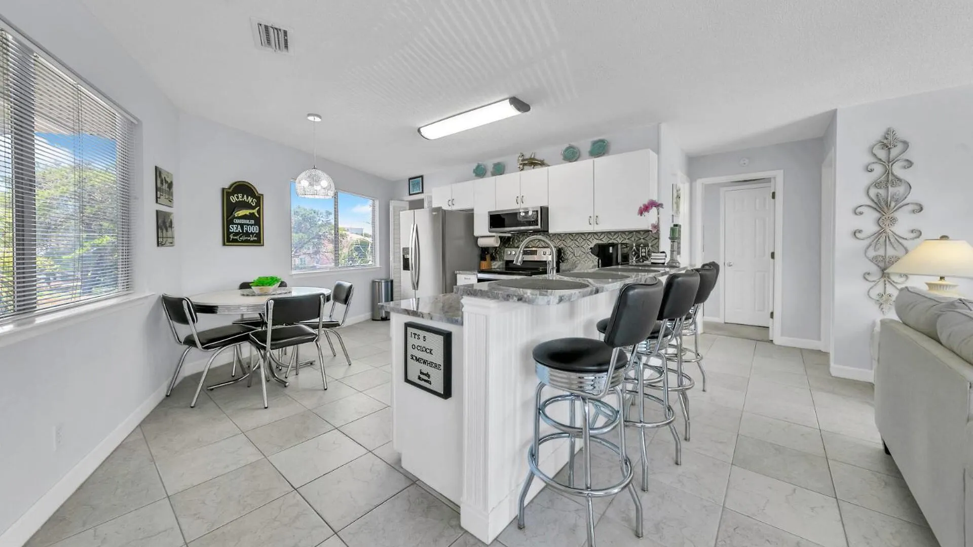 Crystal Village Ii Unit 10b- Close To And Pool! Holiday home Destin