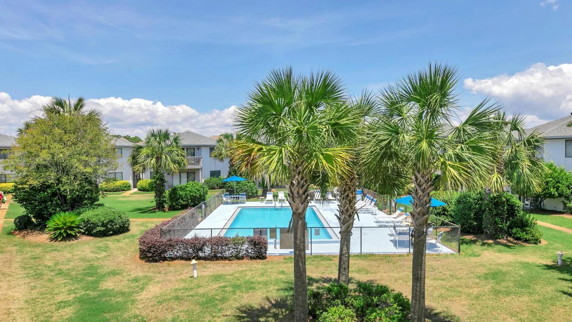 Crystal Village Ii Unit 10b- Close To And Pool! Holiday home *