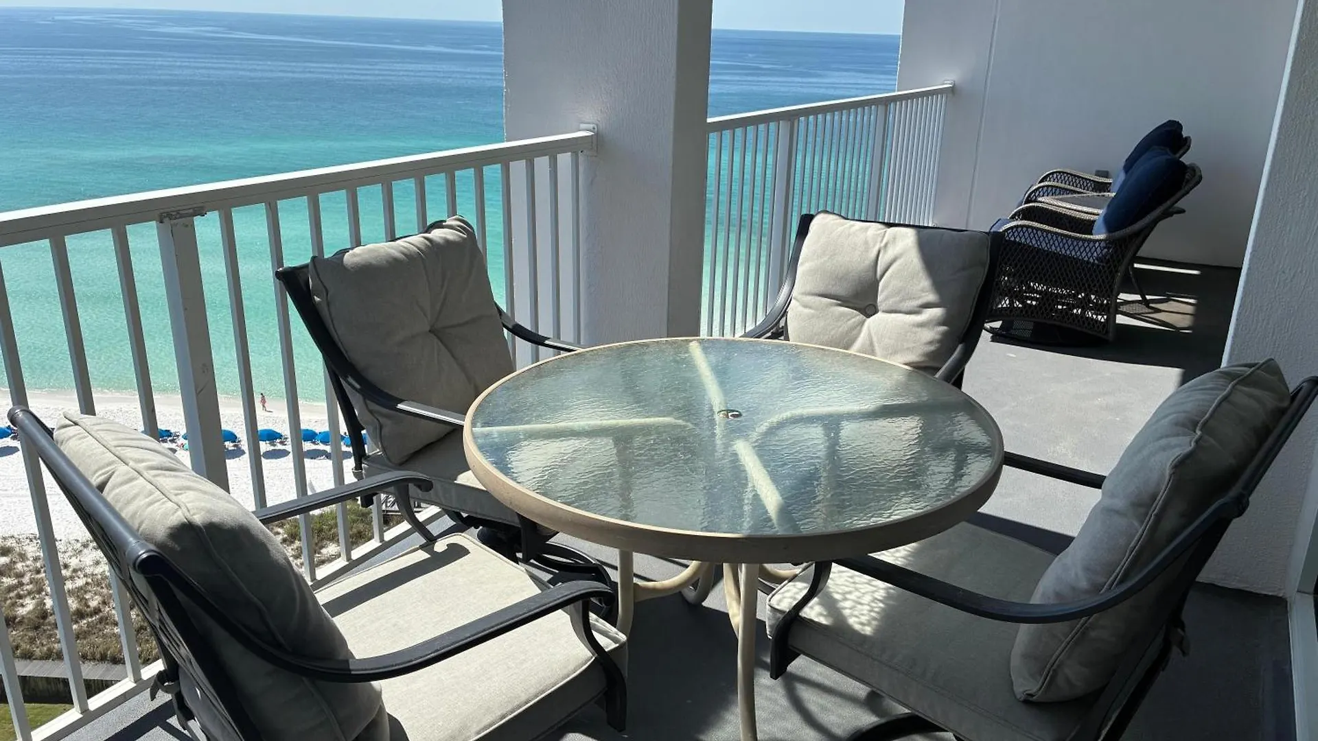 Holiday home 2122 Stunning Three-bedroom Penthouse Shoreline Towers 2122