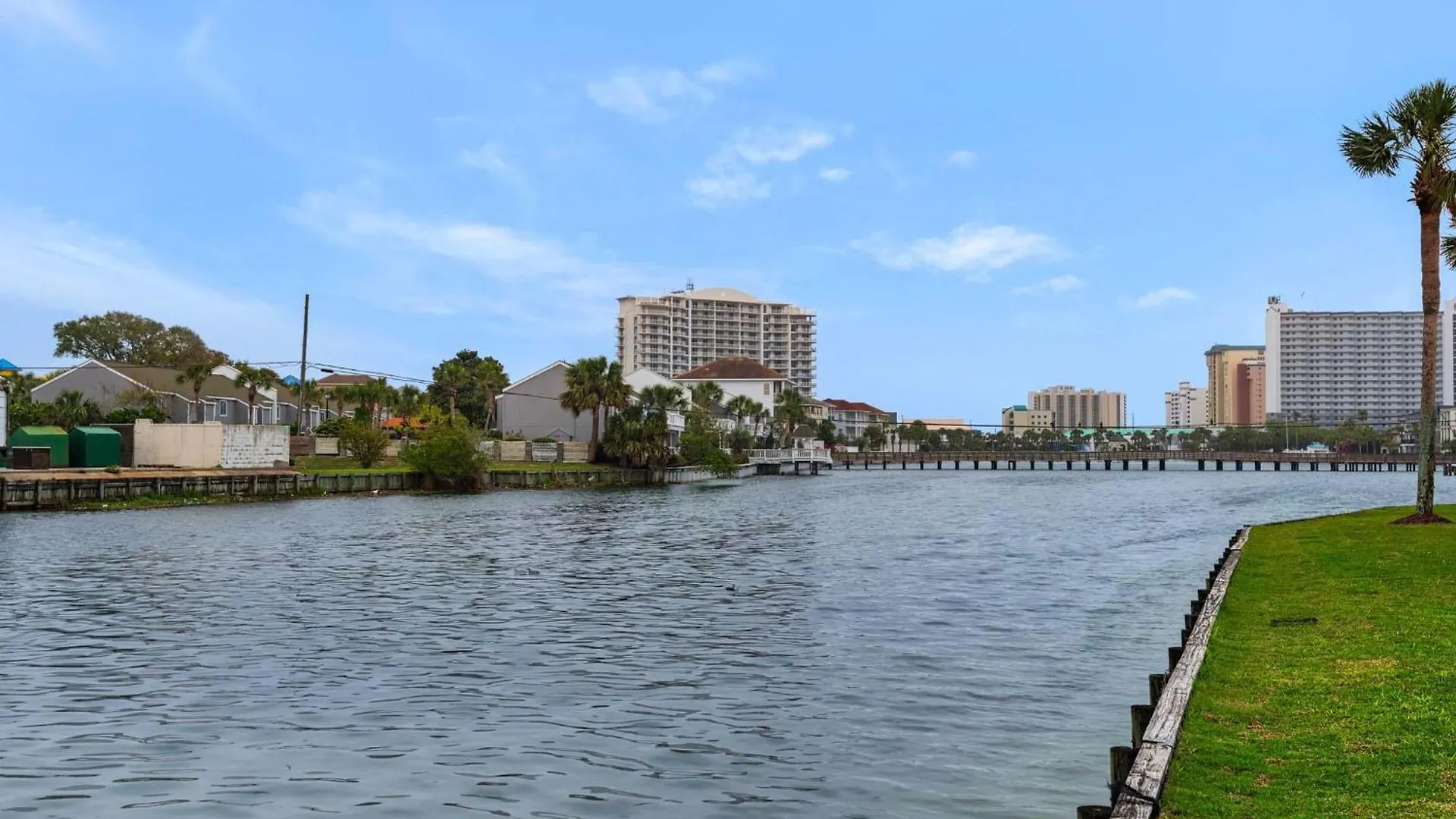 Holiday home Shoreline Towers Townhouse 4-3