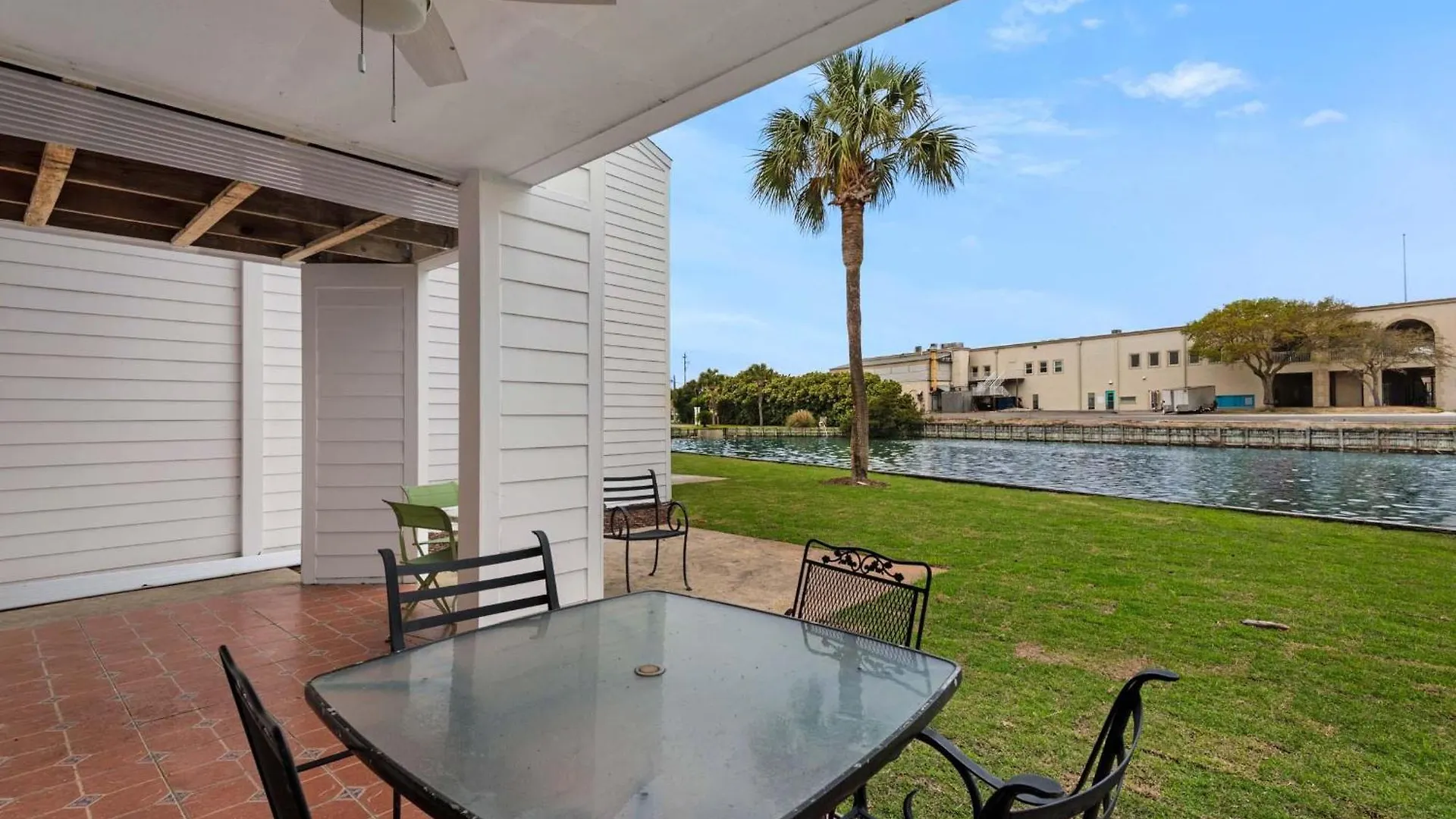 Holiday home Shoreline Towers Townhouse 4-3