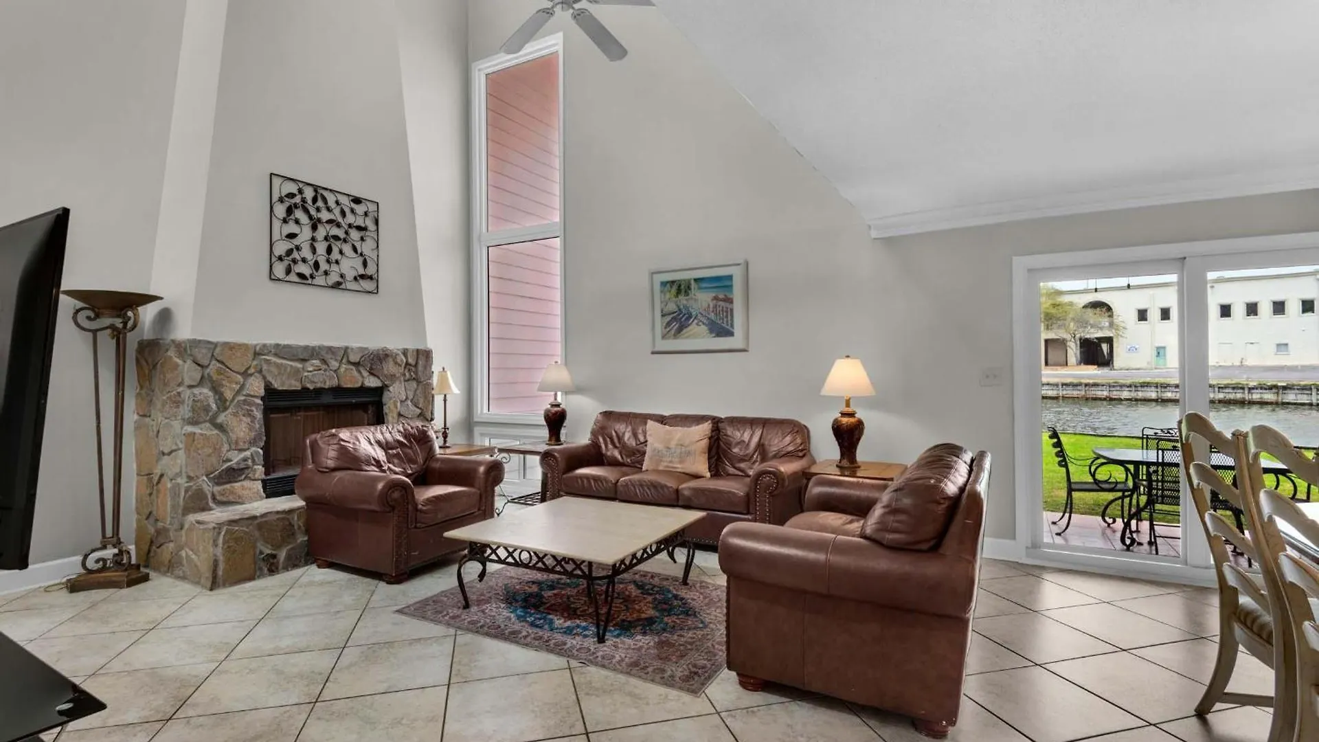 Shoreline Towers Townhouse 4-3 Holiday home
