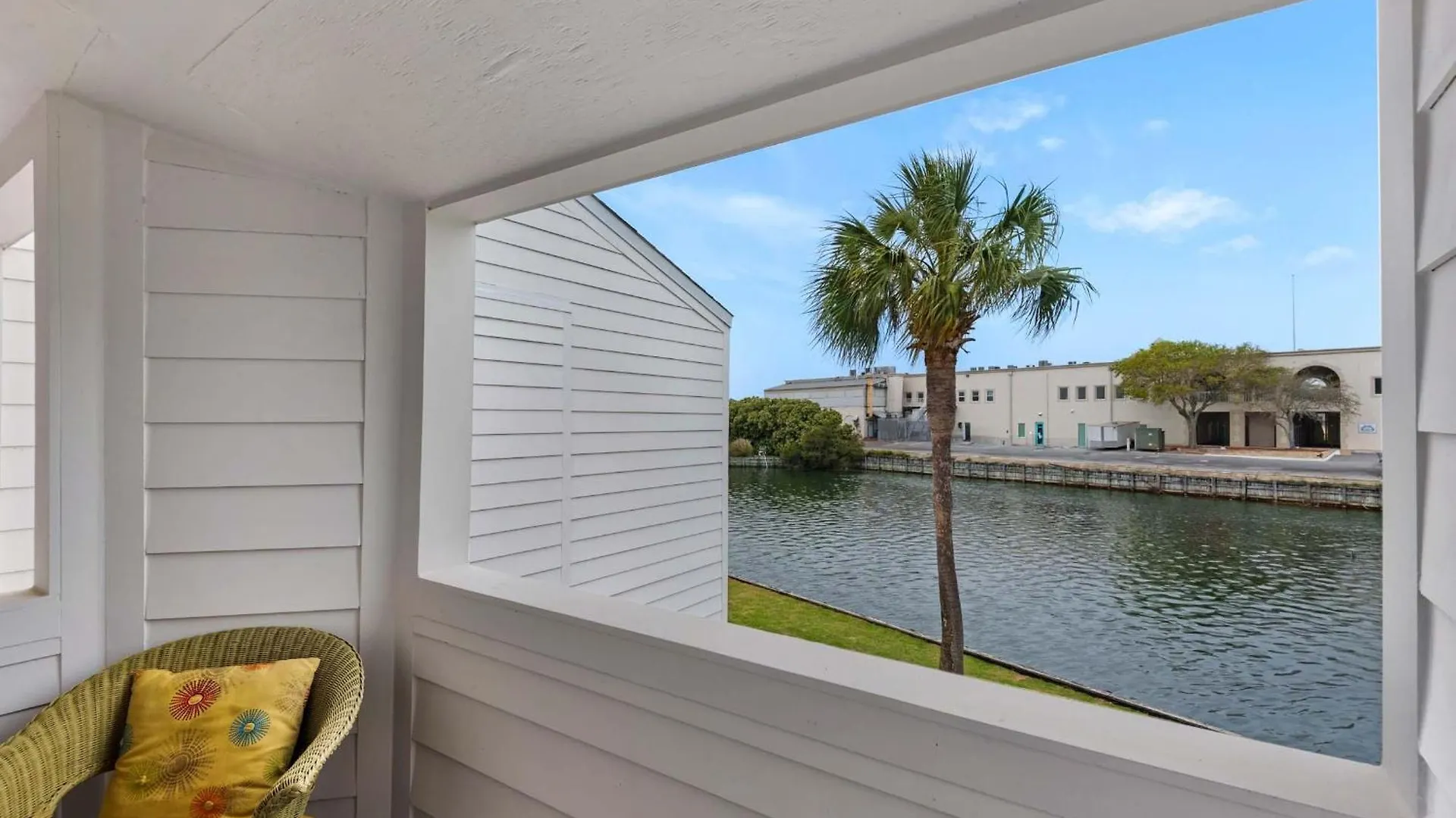 Holiday home Shoreline Towers Townhouse 4-3