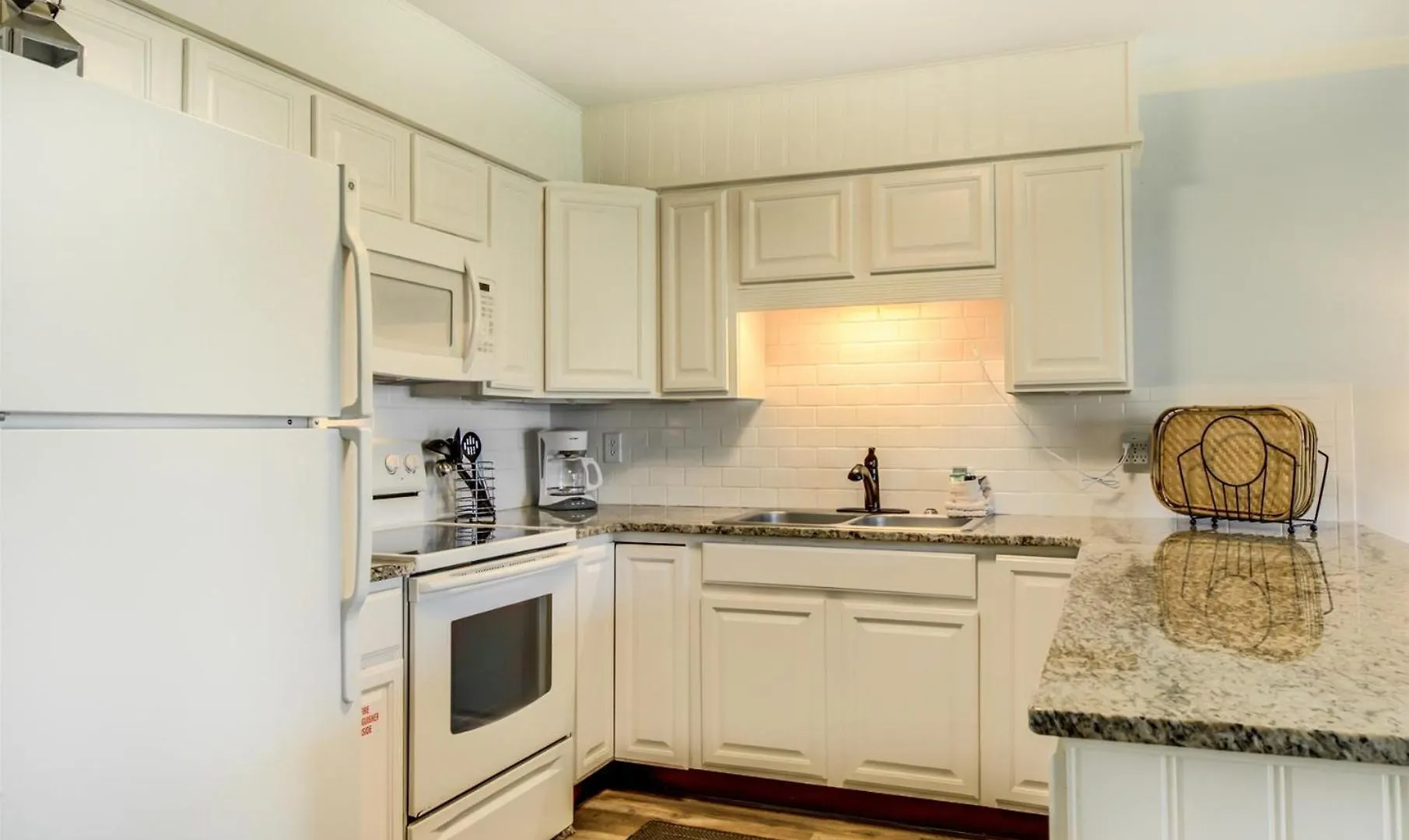 10 A, One Bedroom Apartment Destin