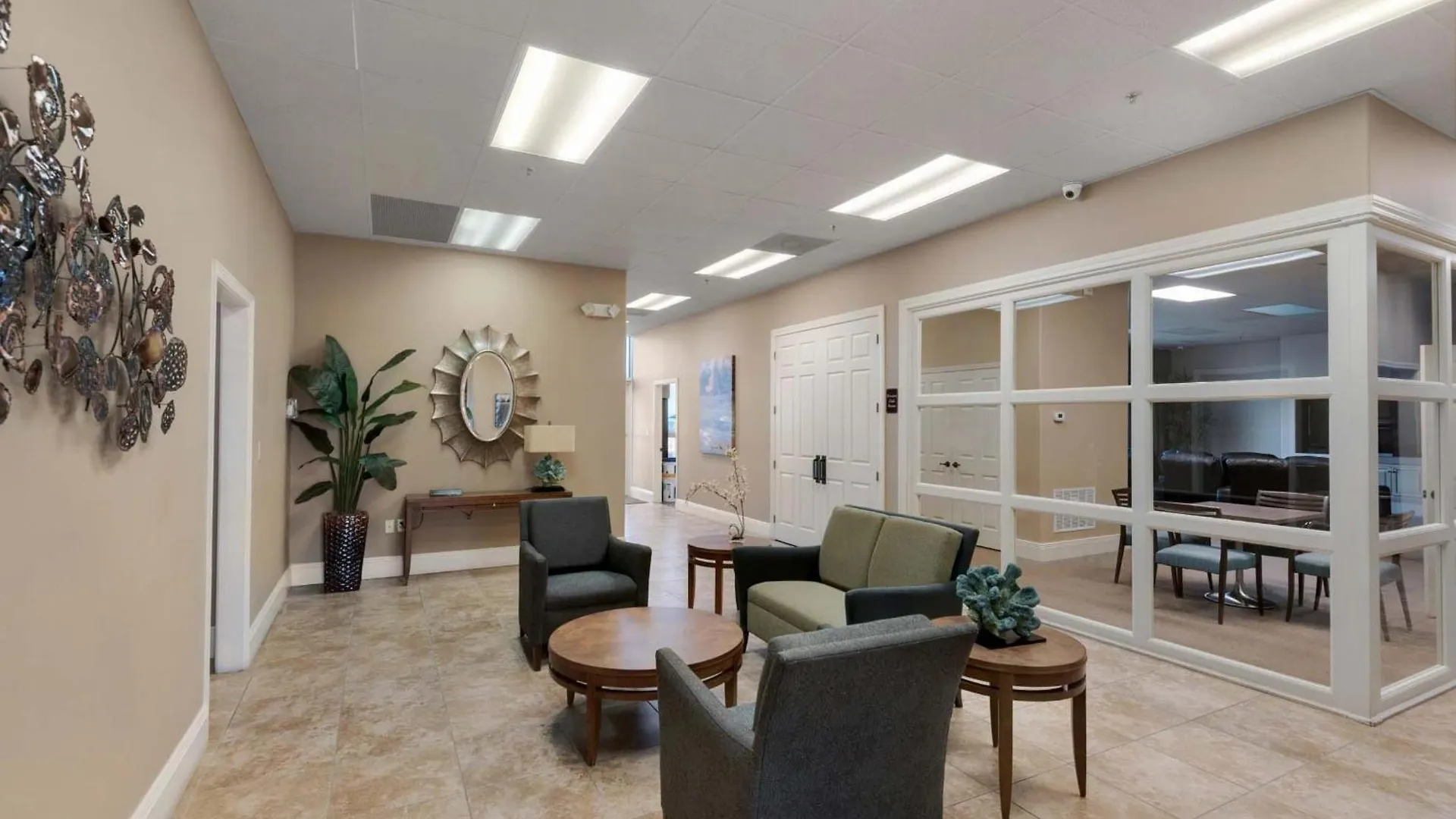 Majestic Sun 609b Apartment *