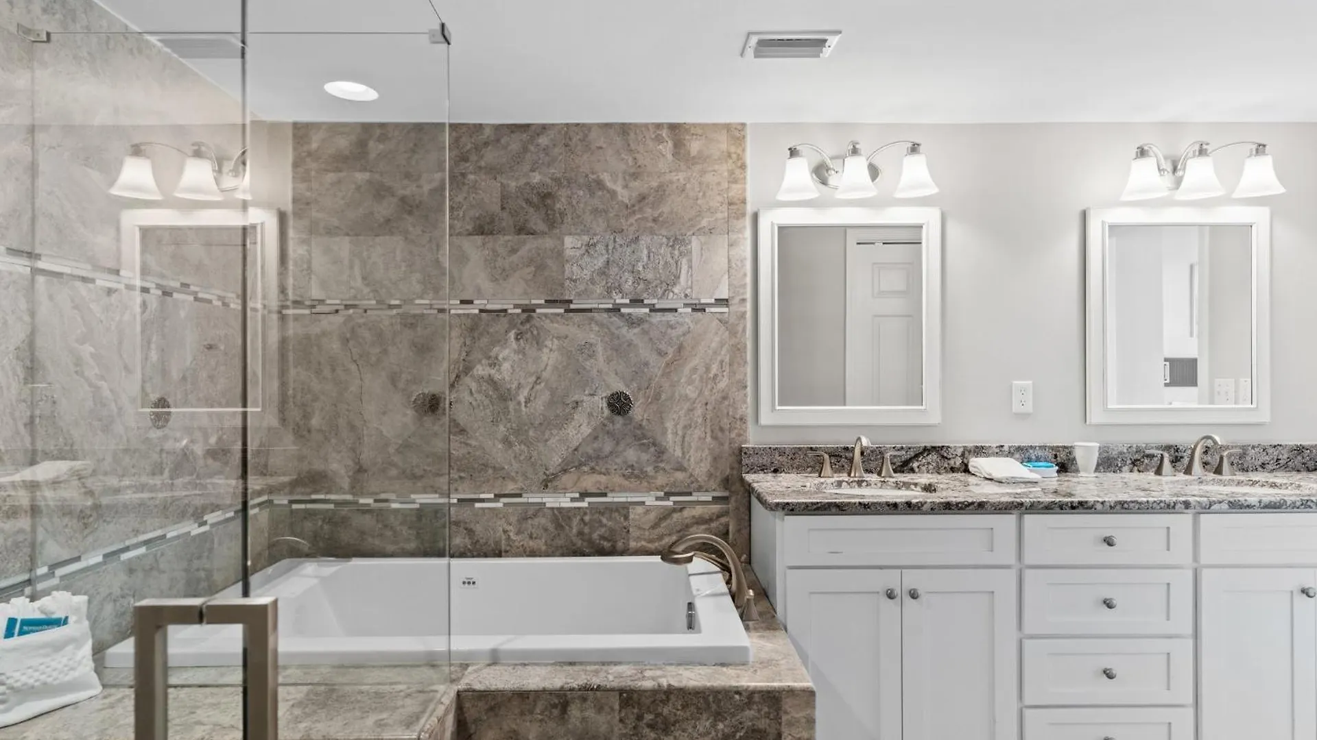 Jade East Towers 0410 By Newman-dailey Holiday home Destin