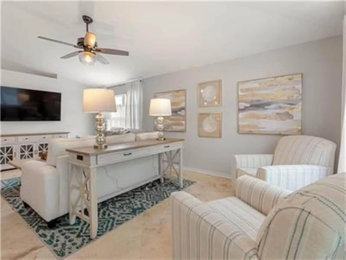 Coastal Rose- Maravilla Holiday home *