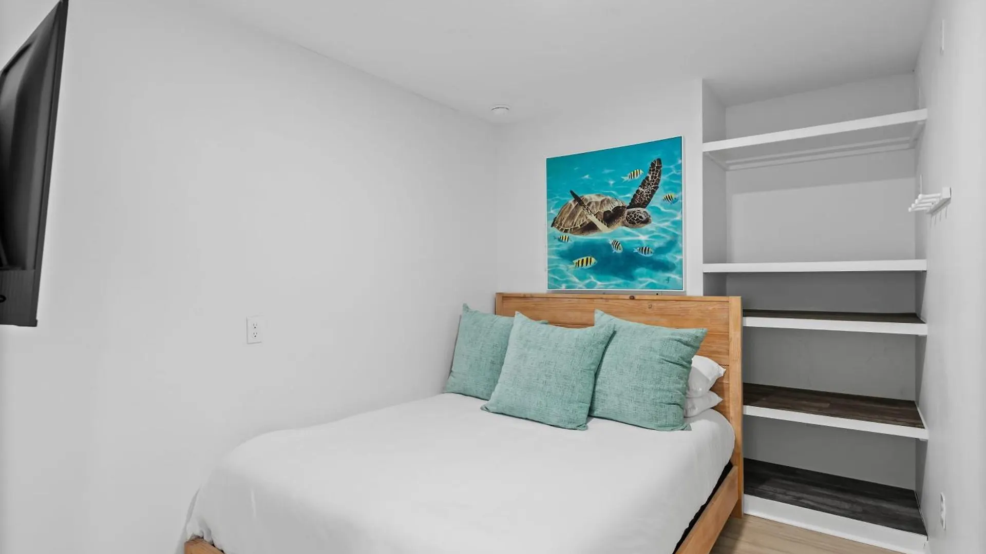 Dolphin By Avantstay 2 Mins Walk To W Pool Large Outdoor Entertaining Area Holiday home