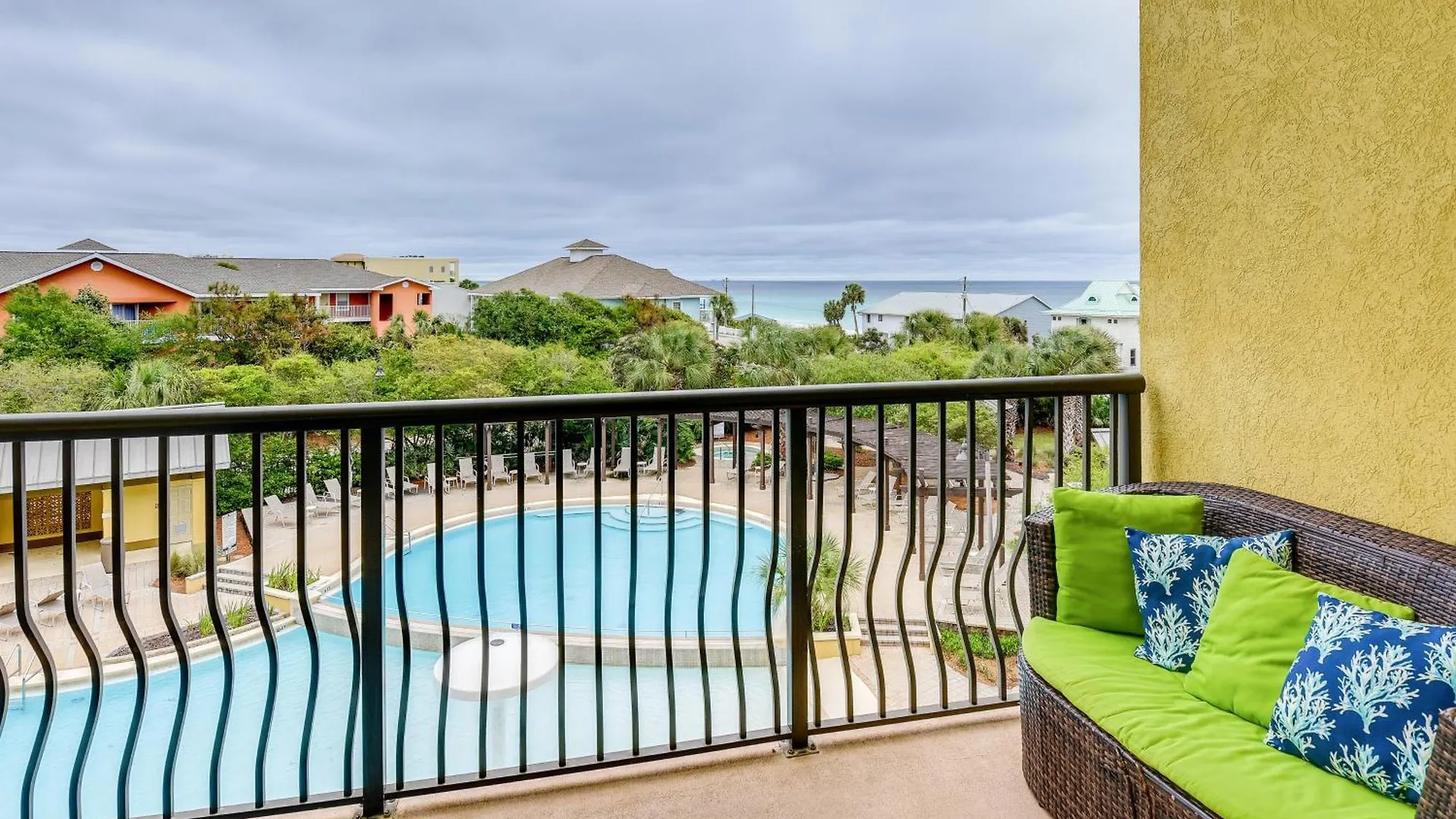 Cozy Miramar With Pools And Access! Destin