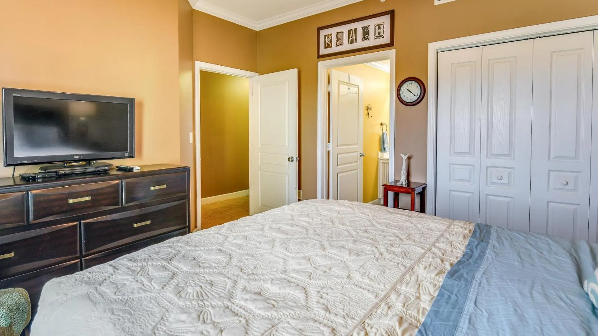 Cozy Miramar With Pools And Access!