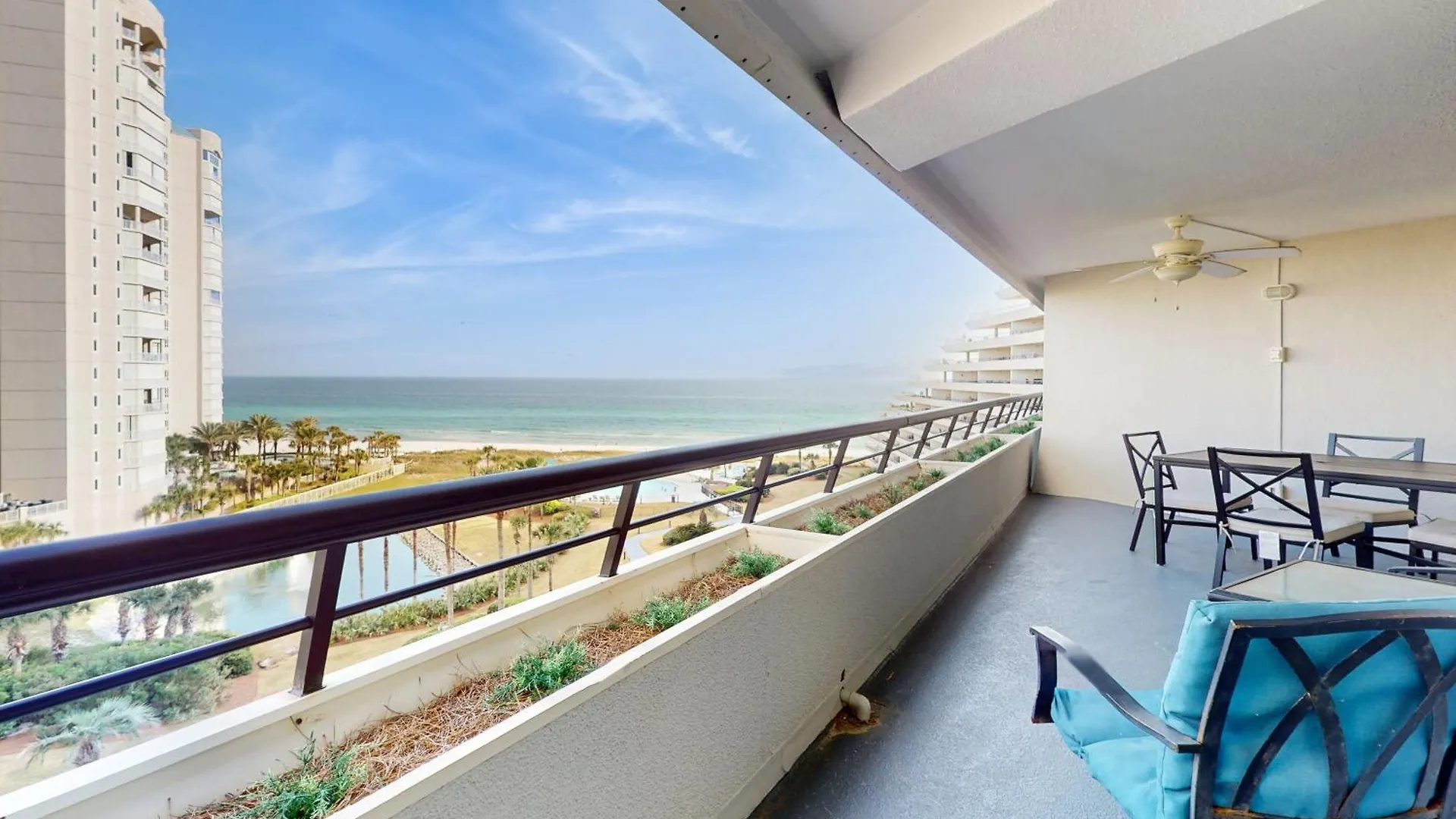 Edgewater 801