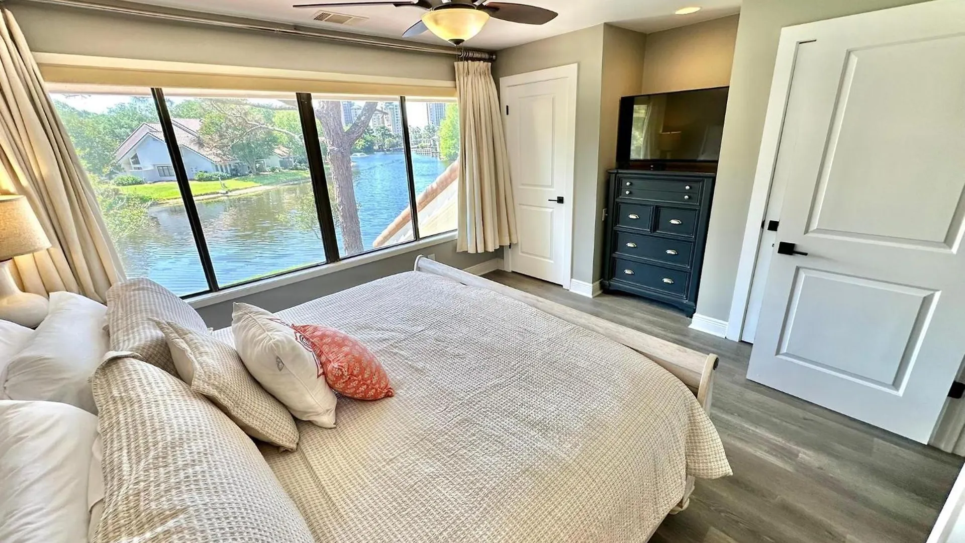 5128 Beachwalk Destin