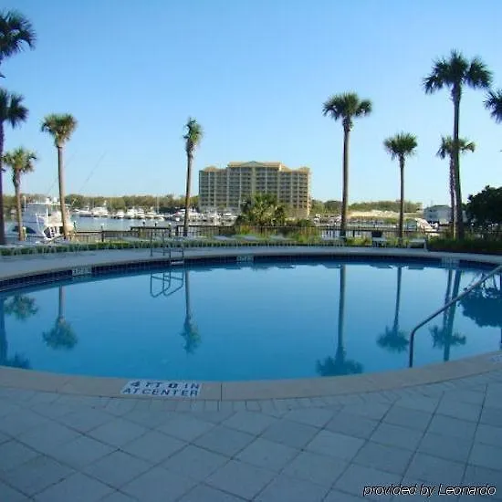 Harbor Landing By Isle 4*