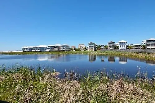 Magnolia House By Holiday Isle Hotel 3*