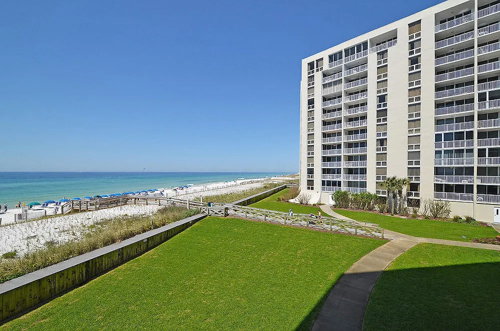 Shoreline Towers By Dale E Peterson Vacations