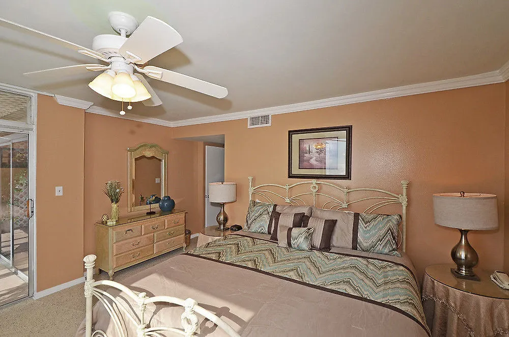 Hotel Shoreline Towers By Dale E Peterson Vacations 4*