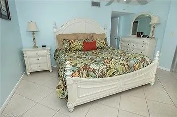 Shoreline Towers By Isle 3* Destin