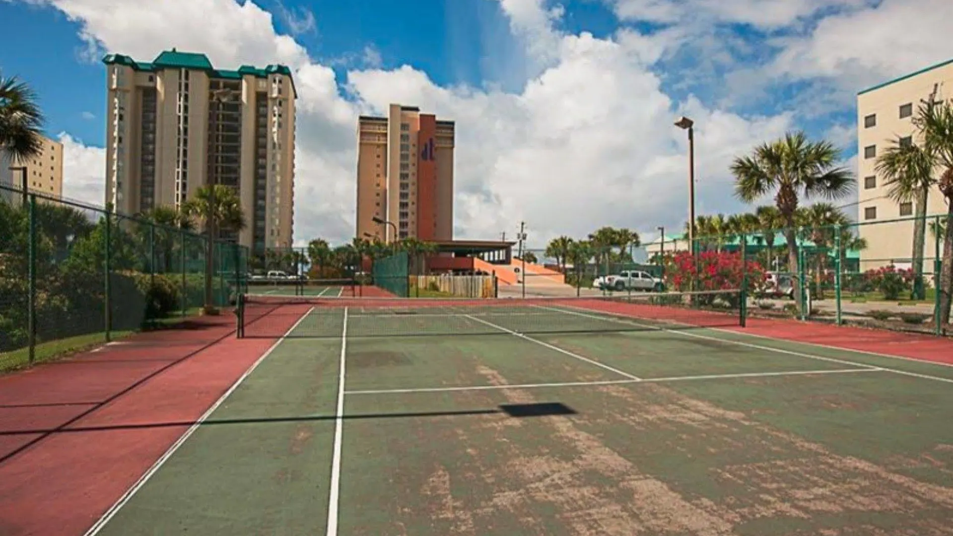 Hotel Towers By Isle 4*