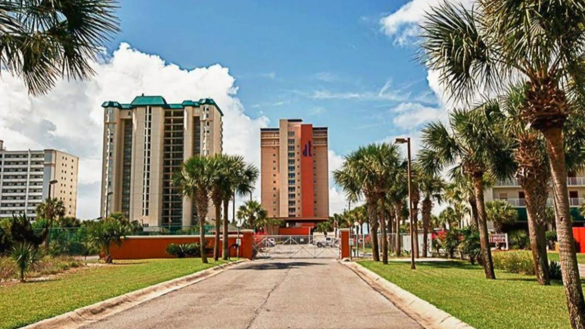 Towers By Isle Hotel