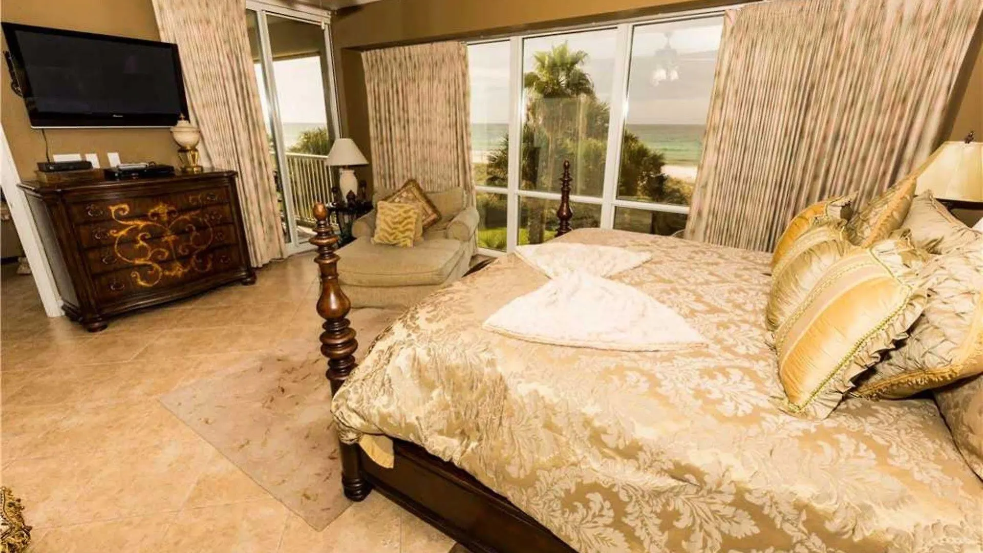 Oceania By Isle Apartment