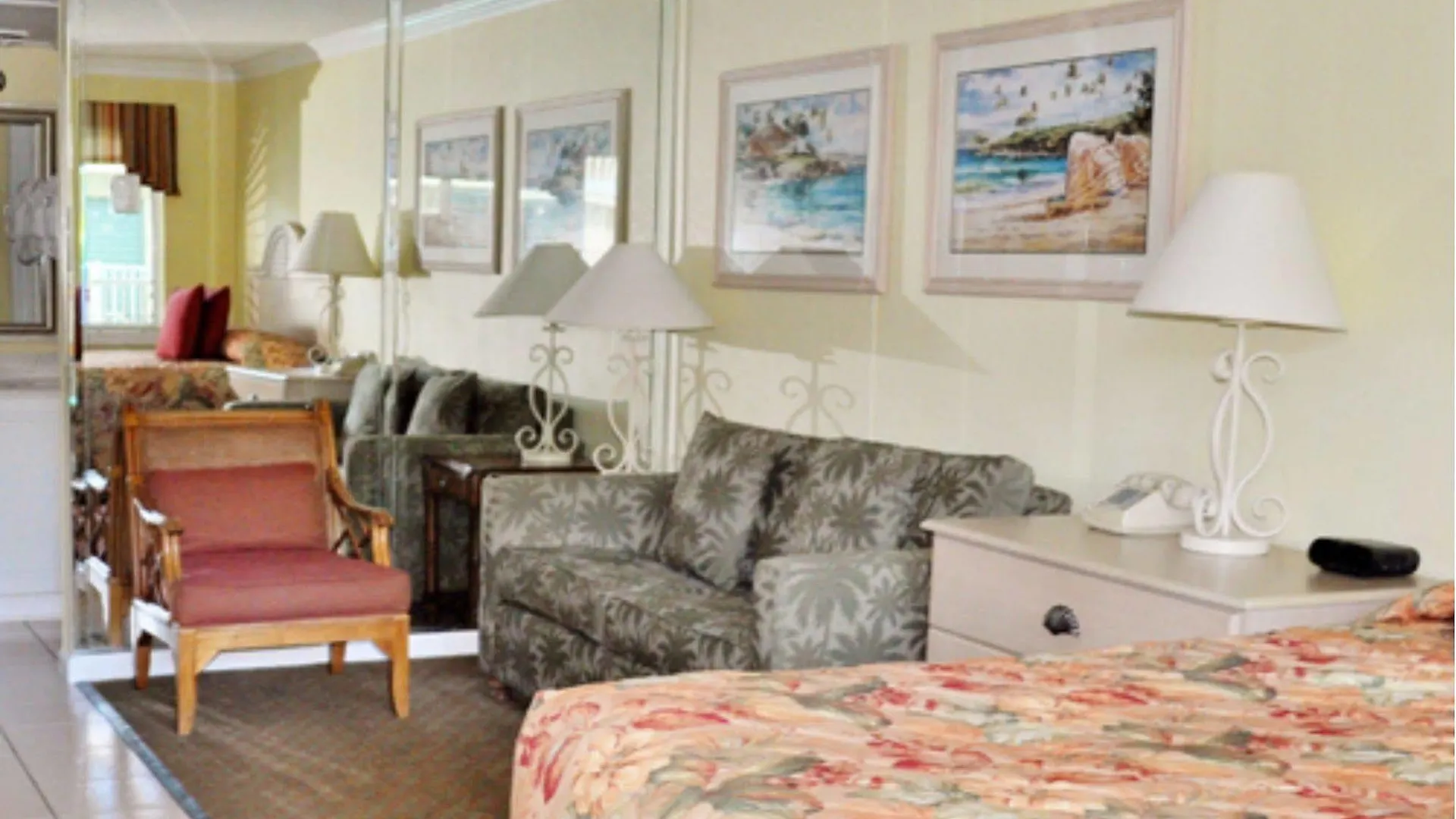 Club Hotel 3*