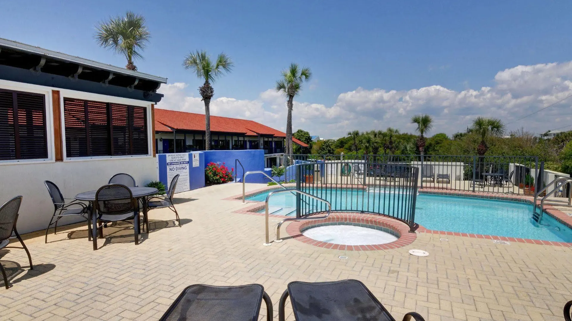 Beachside 3* Destin