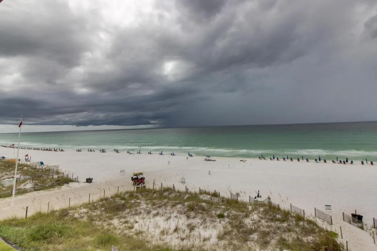 Hotel Crystal Village B-15 Destin