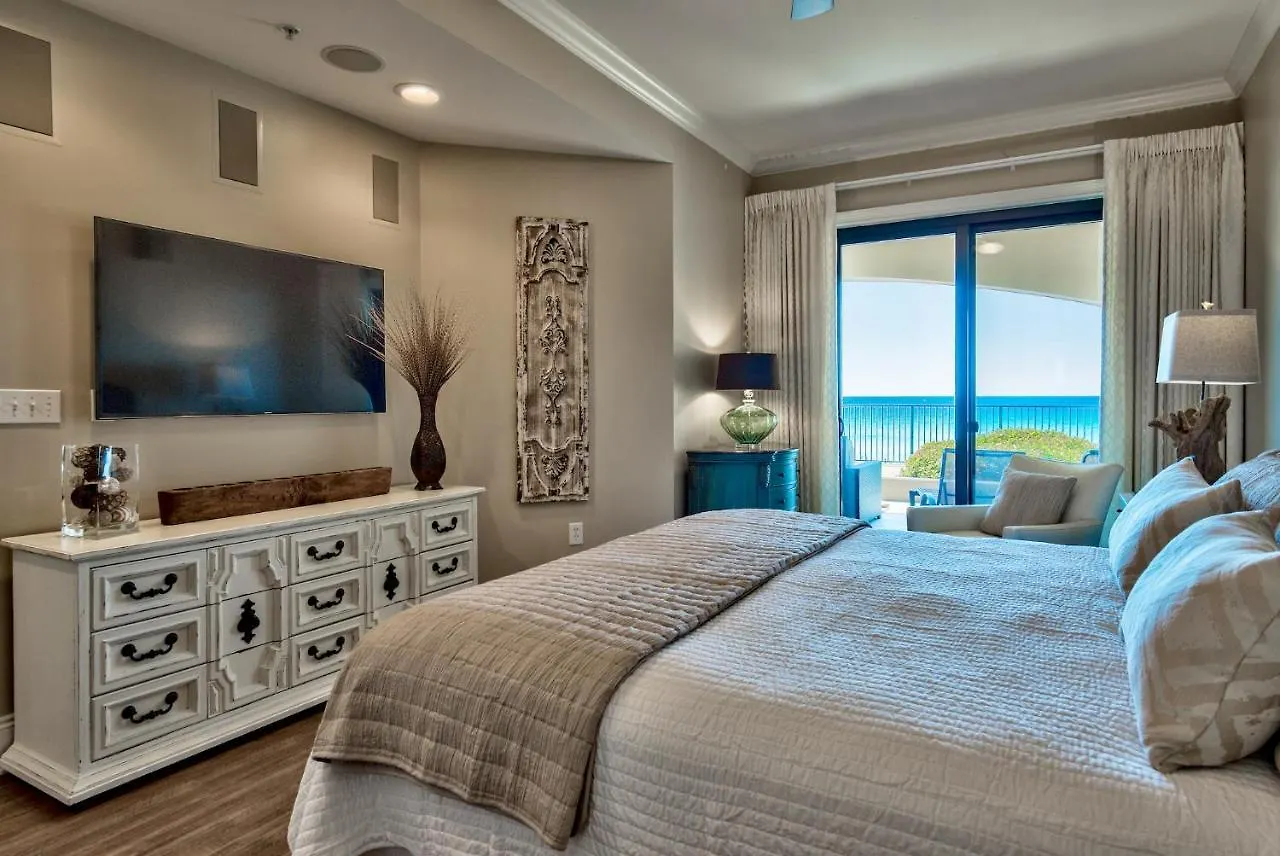 Holiday home Yfab's Newest Ground Floor Gulf Front Ground Floor Coyaba 107 4 Bedrm