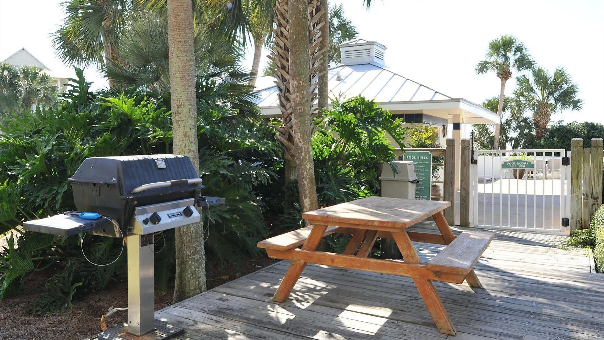 Magnolia House By Holiday Isle Hotel 3*