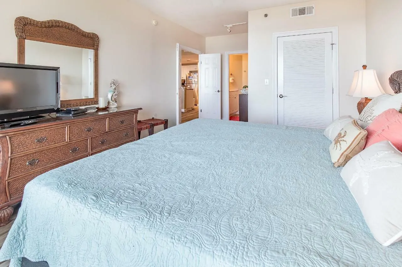 Sterling Shores 818 Apartment